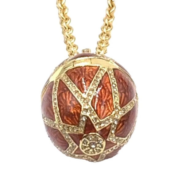 Vintage MMA MET Hinged Gold Tone Faberge Egg Style Pendant Necklace 36.5" - Picture 3 of 11